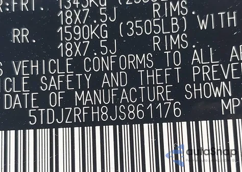 2018 Toyota Highlander Xle z USA, uszkodzony, nr VIN 5TDJZRFH8JS861176